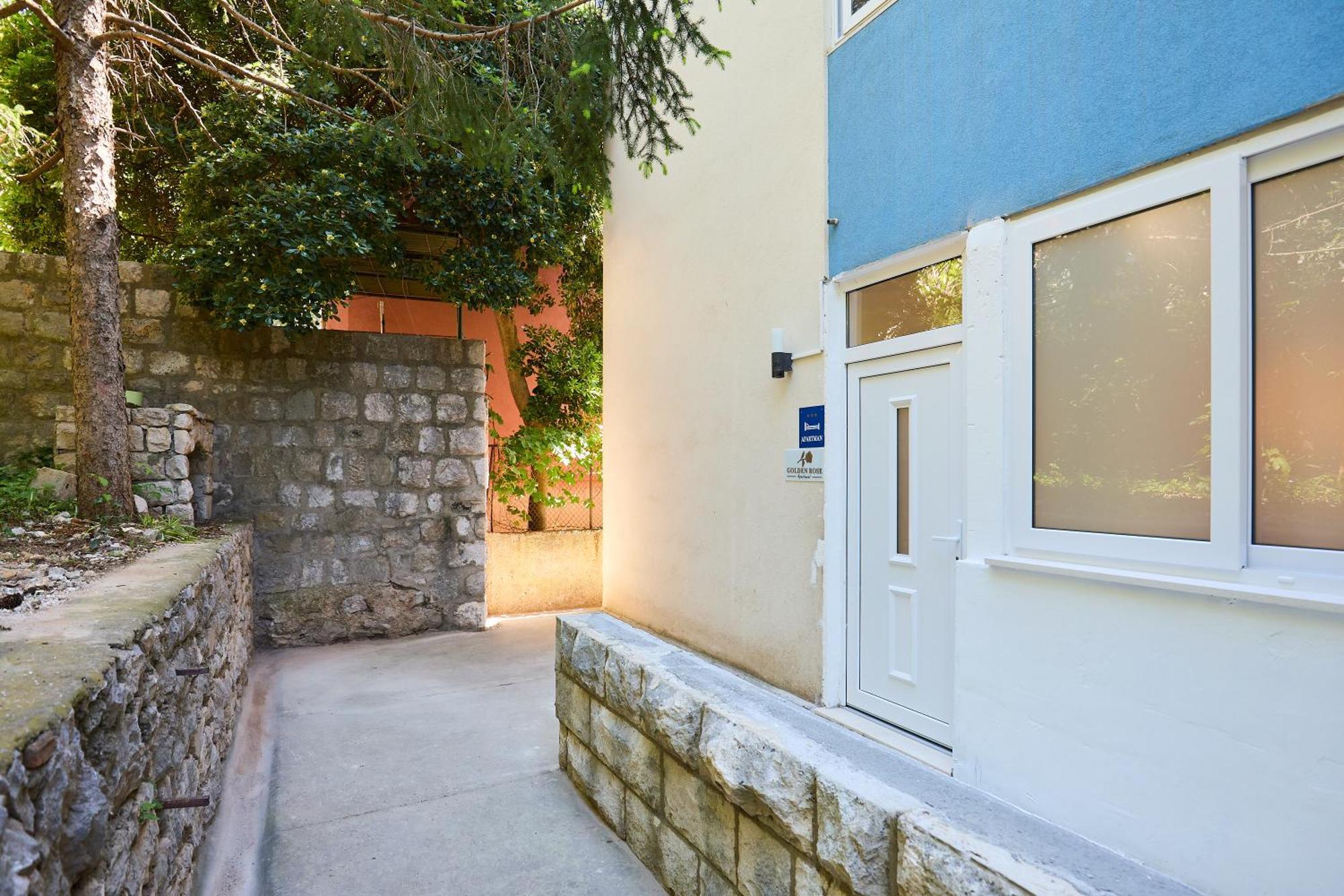 Golden Rose - Walking Distance 1 Km From Old Town Apartment Dubrovnik Ngoại thất bức ảnh